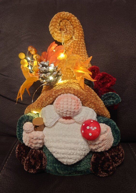 Crochet pattern autumn gnome door decoration