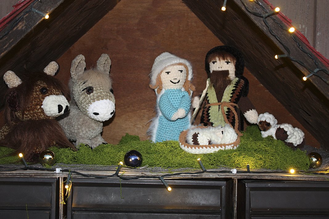 Krippenfiguren häkeln (12-13 cm) - Die Heilige Familie