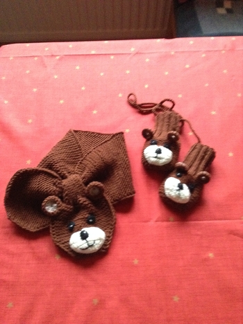 Das Bärchenset ist auch total süß. Bin total begeistert. Die werdende Mama wird sich freuen. Vielen Dank für die tollen Anleitungen. Das nächste Set werden die Mäuschen sein, doch der Frosch darf auch nicht fehlen. Vielen lieben Dank.