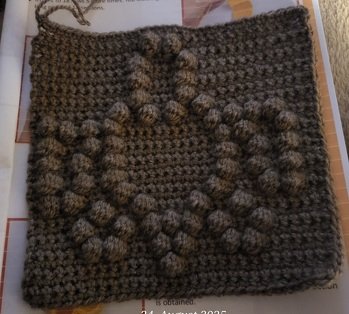 Ja habe eine Schildkröten 🐢 in Noppen erstellt. Leider noch nicht so ganz gut geworden.