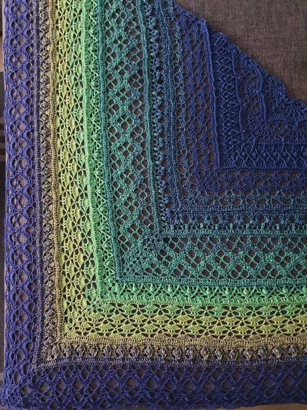 Crochet Pattern Triangular Scarf "Eos"