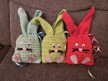 Anleitung ist super und die häschen sind super als Geschenk zu Ostern angekommen.