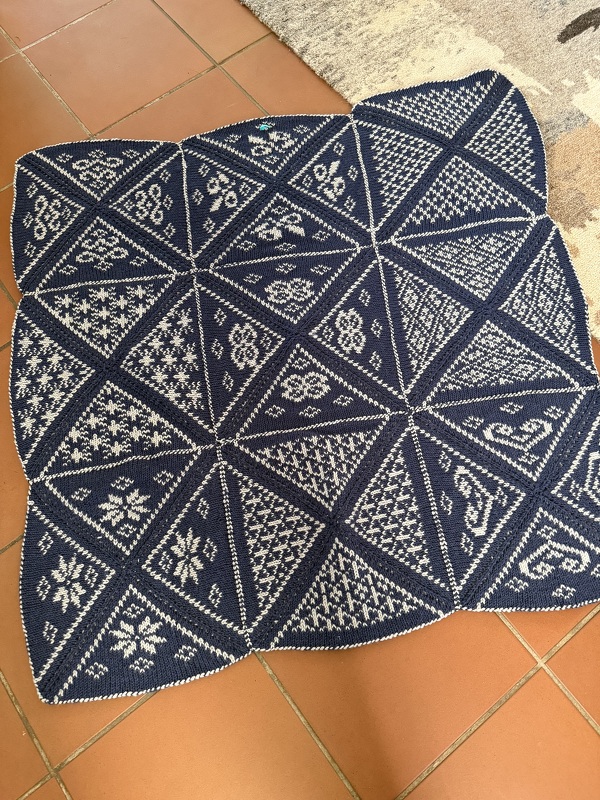 Jahresdecke 2025 Patchwork-Norway-Decke, gestrickt