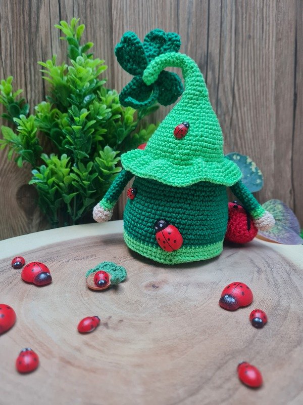 GLÜCKS-WICHTEL – Häkelanleitung Gnom