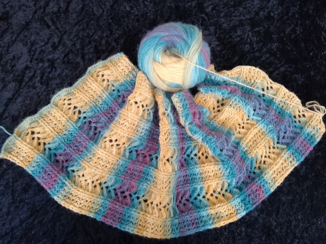 Crochet Pattern Scarf "Rhodia"