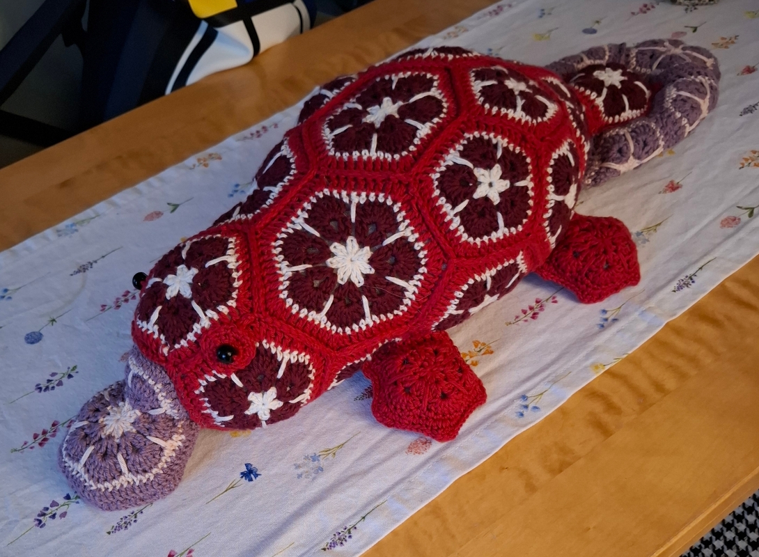 Pit The Platypus with African Flowers crochet pattern PDF DYN