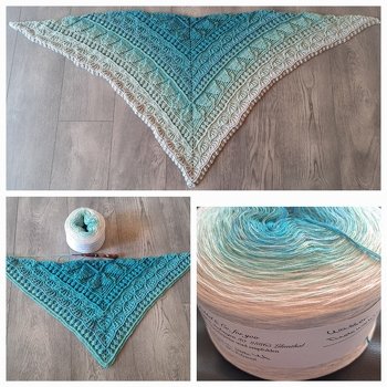 Mein Vellamo ist grade fertig geworden -
Ca. 1400mll/4 Garn (BW/PA) verhäkelt mit Nadelstärke 3,5.
Das Tuch ist ca. 64cm × 170cm groß geworden.
Es ist der 2. Teil des Jahresprojekts 2025 (Facebook-Gruppe) und kann mit 3 weiteren Tüchern (2 Anleitung werden erst noch veröffentlicht!) zu einer Decke zusammengefügt werden.
Die Anleitung war, wie alle Anleitungen von Morben Design, sehr verständlich und ausführlich geschrieben. Es gibt einen schriftlichen Teil und eine Häkelschrift, sowie viele Fotos, auch Detailfotos für etwas anspruchsvollere Maschenfolgen.
Bei Fragen kann man sich an die Designerin wenden.
Ich würde mich als fortgeschrittenen Häklerin bezeichnen und hatte keinerlei Probleme mit der Anleitung.
Es hat sehr viel Spaß gemacht und ich empfehle die Anleitung gerne weiter!