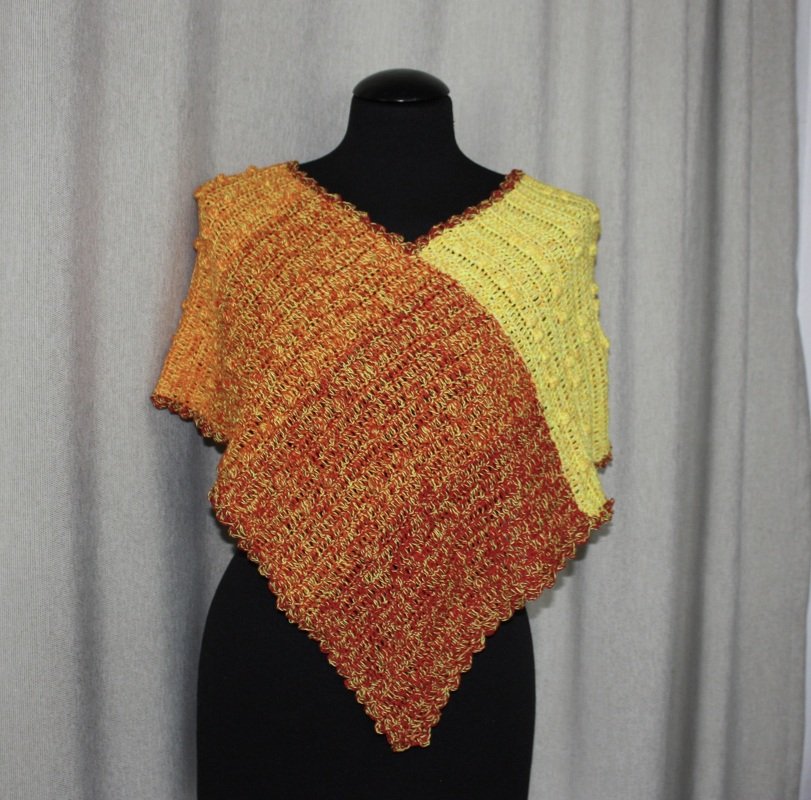 Würfelhäkeln: Frauhohmanns &quot;Schulterwärmer Fireflies&quot;