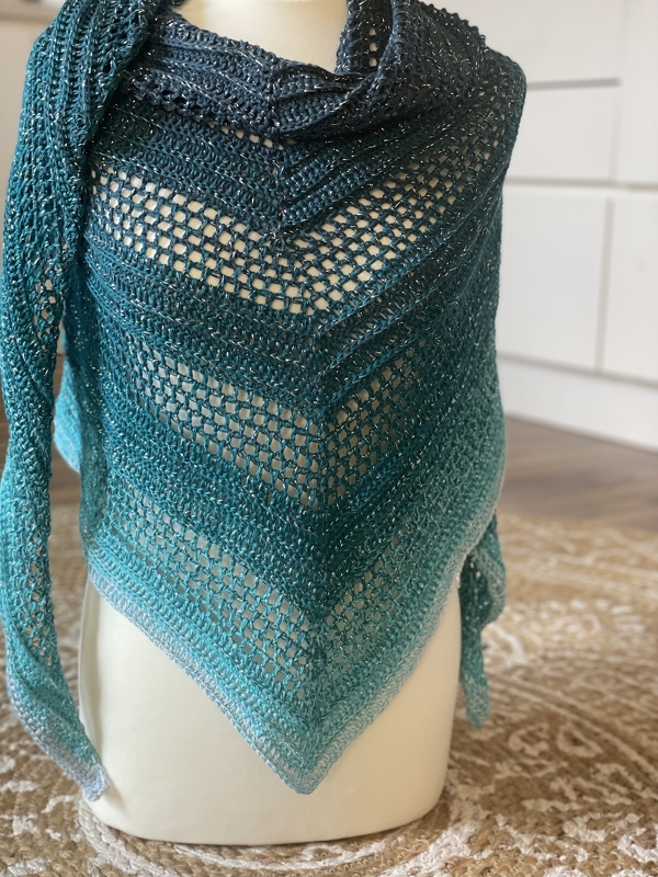 Dreieckstuch Reisebegleiter - einfaches Häkeltuch, perfekt für unterwegs