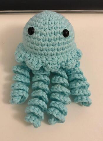 Ohne Mund gefiel mir die Kleine irgendwie besser.... =)