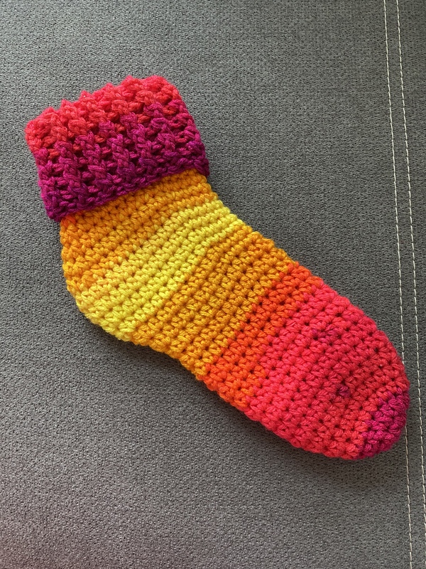 EasySoks1 easy to crochet cozy socks sizes 36–43 – crochet pattern