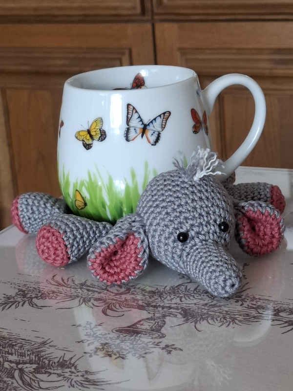 PDF Häkelanleitung Untersetzer für Tassen und Gläser Amigurumi Elefant