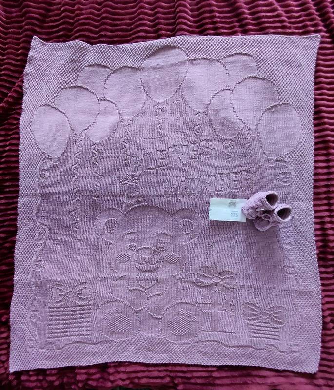 Strickanleitung Babydecke "Happy Birthday"