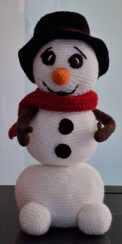 Schneemann Häkelanleitung