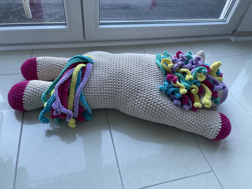 Großes XL Einhorn häkeln lernen – Schlummereinhorn Amigurumi Häkelanleitung