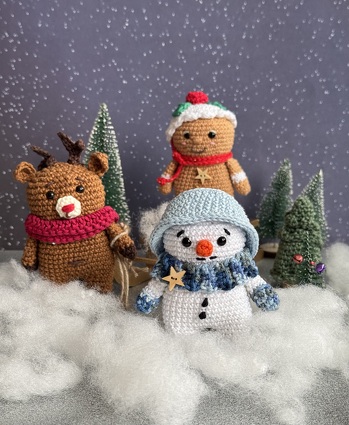 Der kleine Schneemann ist wirklich zuckersüß ❣️
Die Anleitung ist leicht verständlich und gut nachvollziehbar. Vielen lieben Dank dafür ❣️