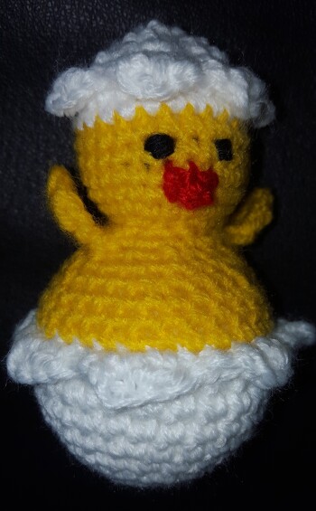 Habe die Küken als Deko gefertigt und als Hundespielzeug mit Quietscher. Meine Hunde lieben das Küken