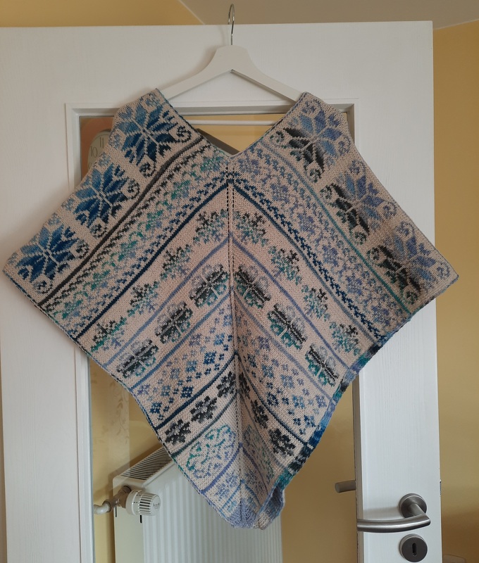 Poncho Inke - Doubleface gestrickt