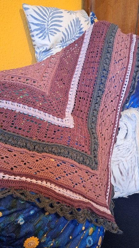 Häkelanleitung Dreieckstuch "Abia"