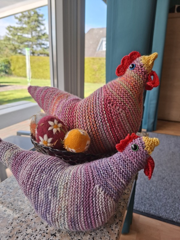 Strickanleitung Kuschelhuhn "Helga"
