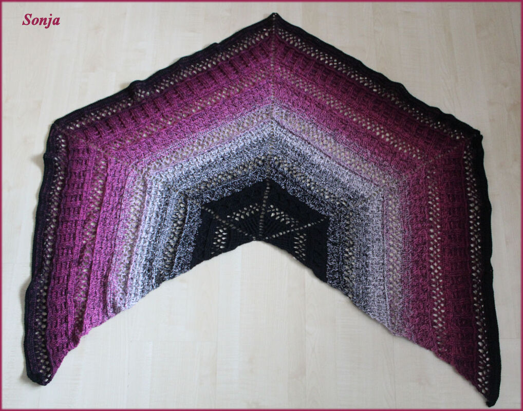 Crochet Pattern Pentagonal Scarf „Koria“