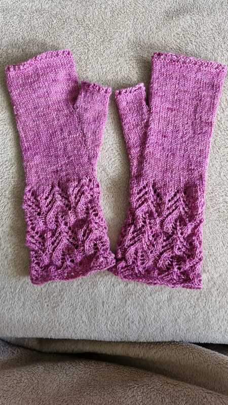 Fingerless Mitts "Tulips", Knitting Pattern Size S - L