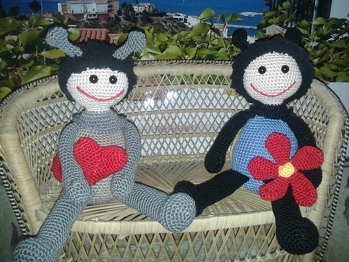 Hier ist mein Ergebnis von Käfer Marie und ihrem besten Freund ... Hat viel Spaß gemacht ... kein Wunder, bei diesen tollen Anleitungen ... Danke Schneckenkind :)