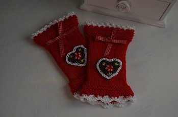 Die Anleitung ist toll,ideal auch für Anfänger...die Trachten Stulpen sind sehr schön :)