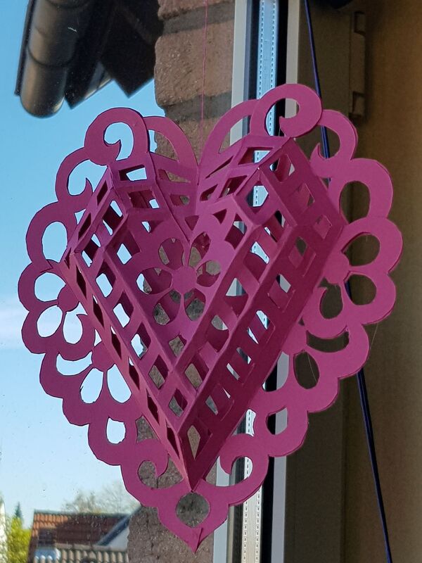 Deko-Herz – Bastelvorlagen und Anleitung