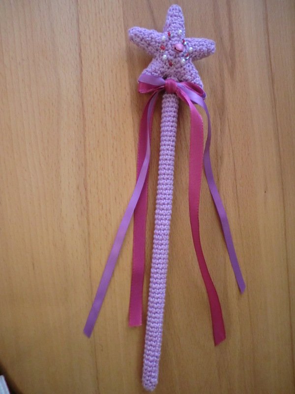 Krone für kleine Prinzen und Prinzessinnen - Häkelanleitung 