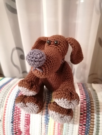 Theo war gut angeleitet und schön nachzuarbeiten. Das Geschenk ist sehr gut angekommen....