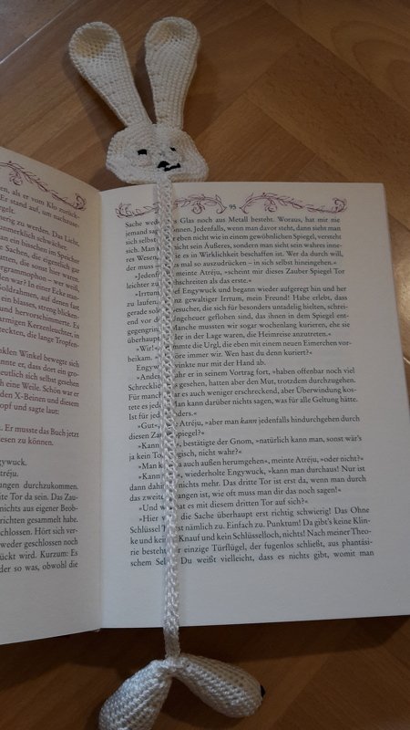 Lesezeichen Lesehase Häkelanleitung