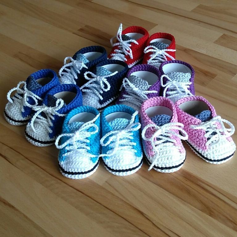Häkelanleitung für Baby-Turnschuhe (#1)