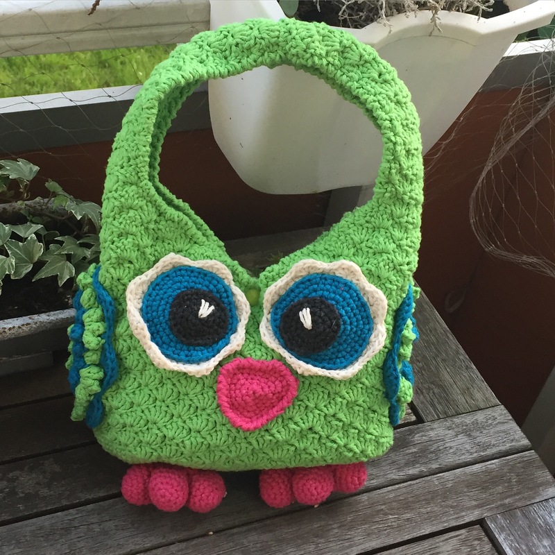 Children&#039;s bags &quot;Owl&quot;, en/de,  25 cm width x 30 cm height