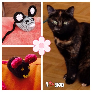 Meine Katze liebt die Mäuse zum Spielen.
Ich habe sie mit Reis gefüllt das gefällt meiner Katze besser als der hohe Ton von einem Glöckchen