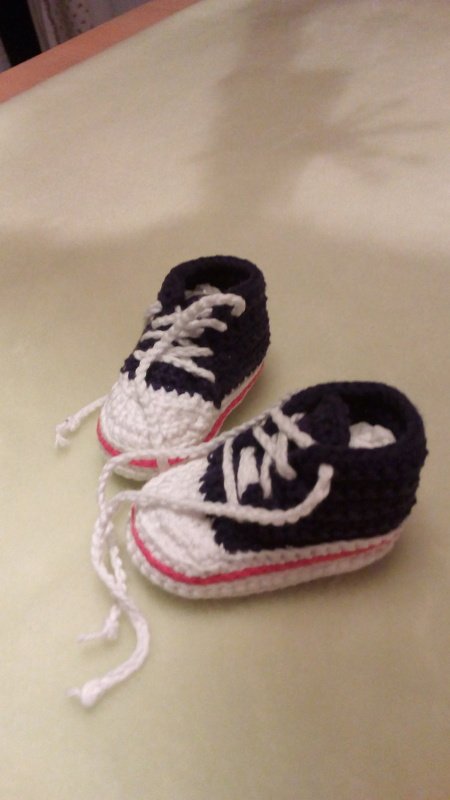Häkelanleitung für Baby-Turnschuhe (#2)