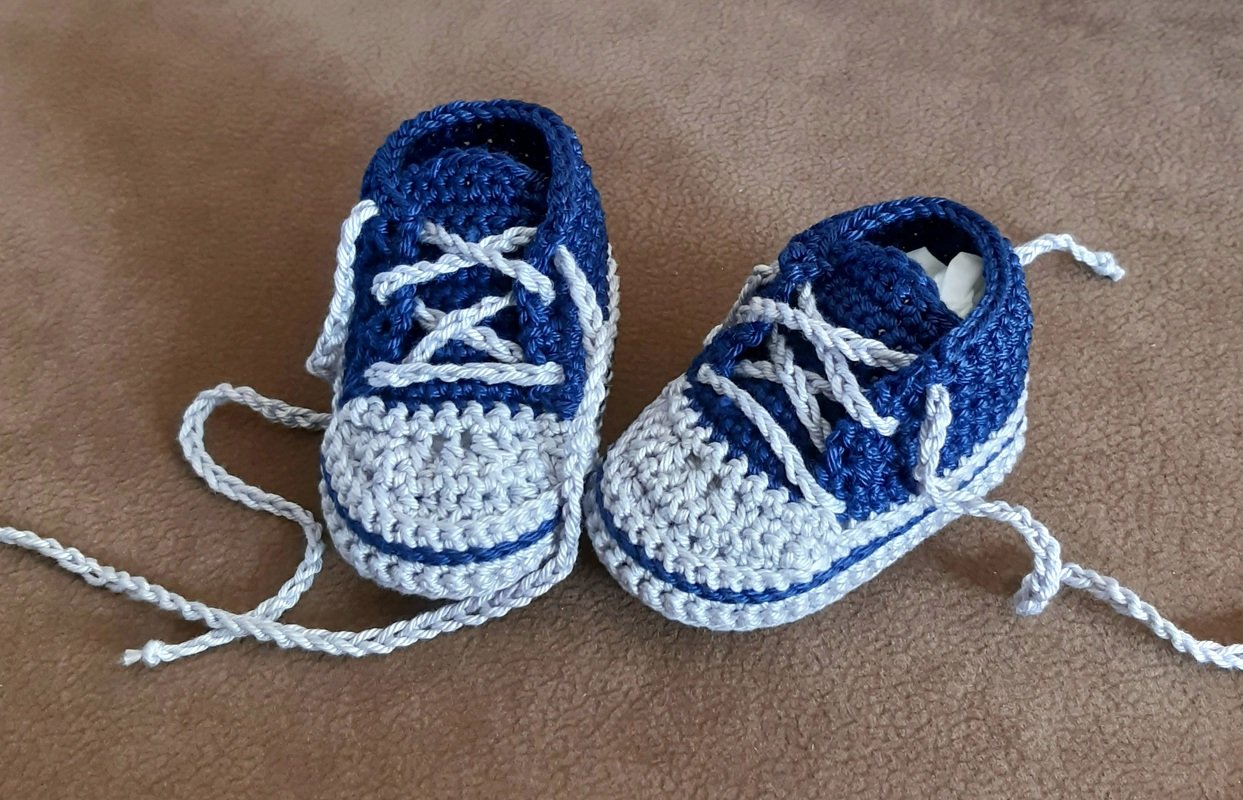 Häkelanleitung für Baby-Turnschuhe (#2)