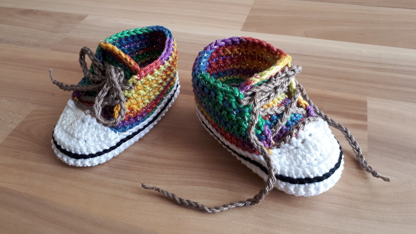 Häkelanleitung für Baby-Turnschuhe (#2)