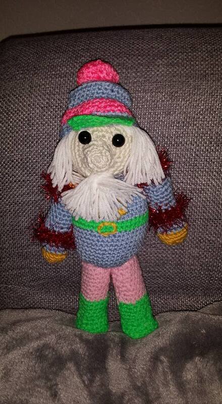 Mini-Röschen mit Blättern (Gr. ca. 2,5 cm)