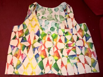 Schnitt verlängert, schnickschnack im Rücken sowie Taschen weggelassen, bin zufrieden mit dem Ergebnis.