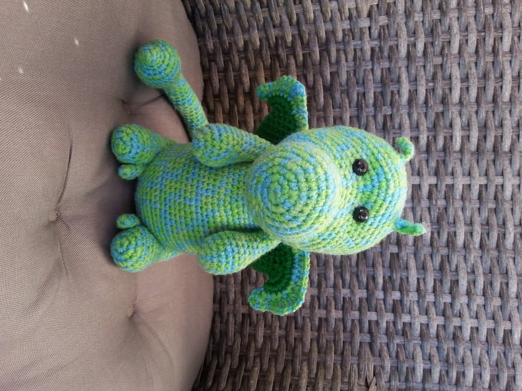 Drache Lovely zum Häkeln für Anfänger