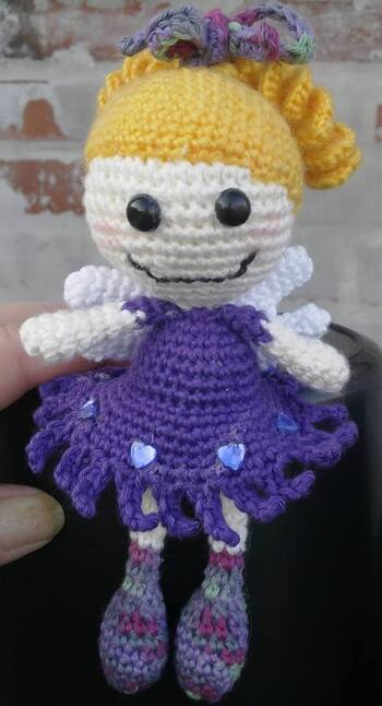 Dies ist LillyGuteLauneEngel <3
Schöne Anleitung und nicht schwer nachzuarbeiten.