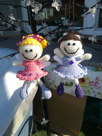 Das macht richtig Spaß, die Engelchen nachzuarbeiten, leicht zu verstehende Anleitung. Topp! Habe bei einer FB-Aktion mitgemacht= 5 Leute die als erstes unter dem Post geantwortet haben, wurden mit so einem niedlichen Engelchen überrascht.