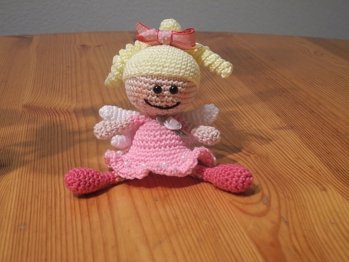 Es macht grossen Spass diese Engelchen zu häkeln...