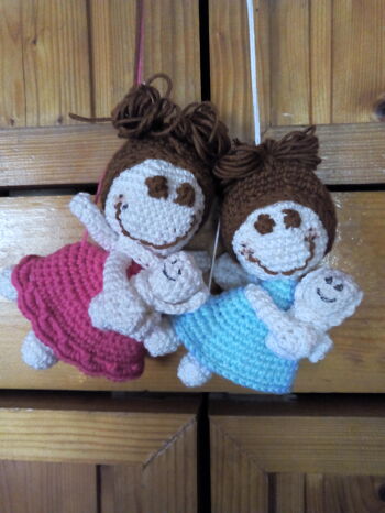 Ganz entzückende Engelchen. Ich hab eins für meine Enkelin gemacht und eins für den Buben (baby) einer Freundin