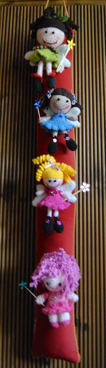 Das hat so einen Spaß gemacht diese kleinen Engelchen zu häkeln. Und jeder der sie sieht will einen haben ;-) Das werden also nicht die letzten sein. Der nächste ist schon in arbeit.
Liebe Grüße
Angelika (die Engelhafte :D)