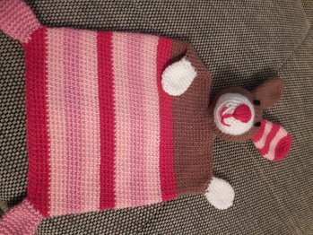 Super tolle Anleitung, habe gerade zwei Schnuffeltücher fertig gehäkelt für eine Freundin. Nochmal lieben Dank.