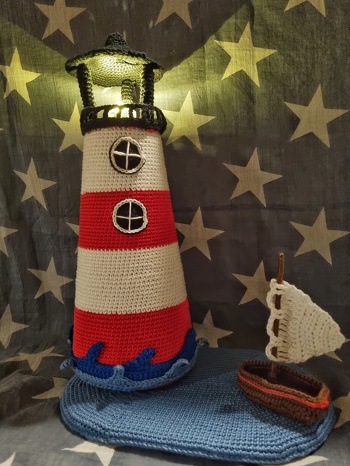 Sehr schöne und gut nachzuarbeitende Anleitung. Die Dachstützen auf der 