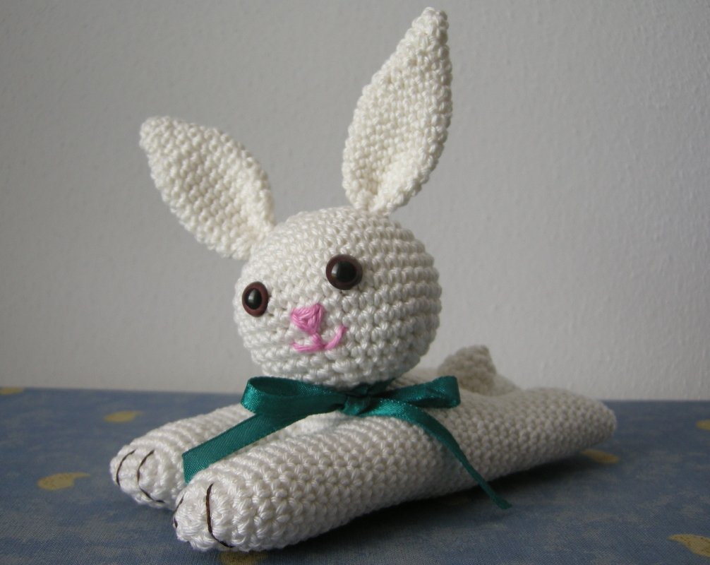 Dekofigur &quot;liegender Hase&quot;, Gr. ca. 16 cm