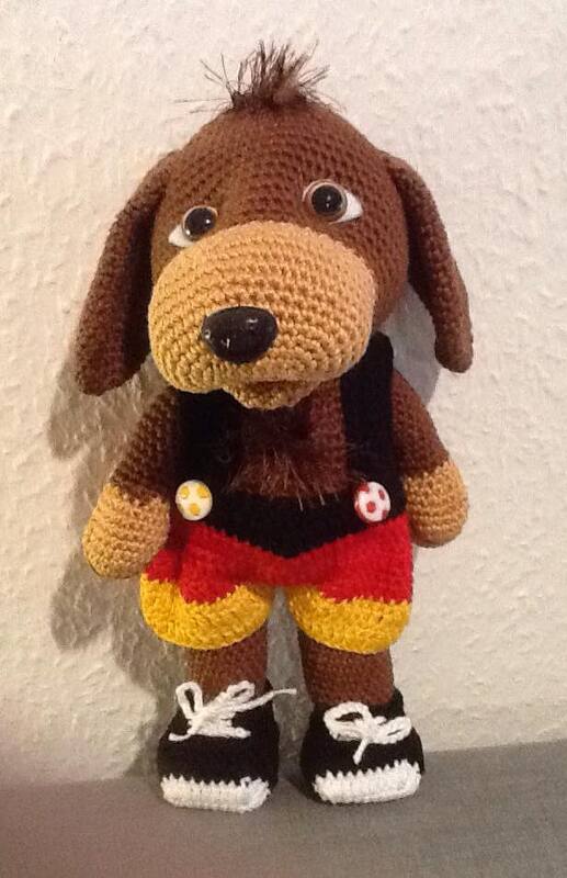 Häkelanleitung "Der Hund als Fußballspieler" 